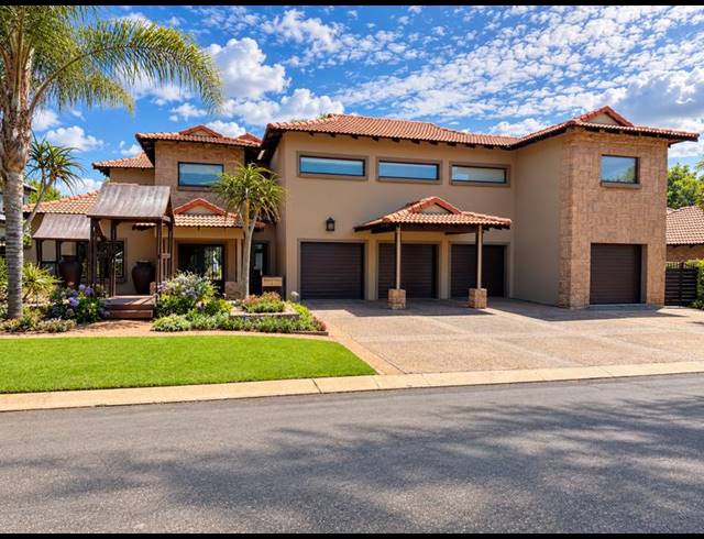 5 BEDROOM HOUSE FOR SALE IN MIDSTREAM ESTATE